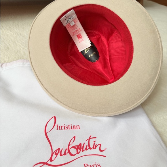 Christian Louboutin Cream Fedora with Red Interior - Picture 3 of 8